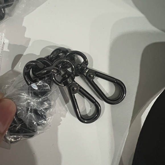 Lug bag part of the winter 2021 mystery box - Picture 4 of 4